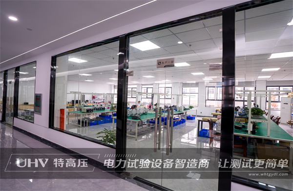 武漢特高壓與四川客戶順利合作，出廠油化設(shè)備一批！(圖1)